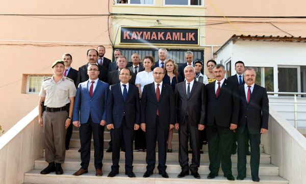 Vali Mahmut Demirtaş Yumurtalıkta