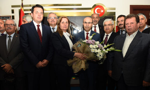 “19 Ekim Muhtarlar Günü” Adana’da Törenle Kutlandı
