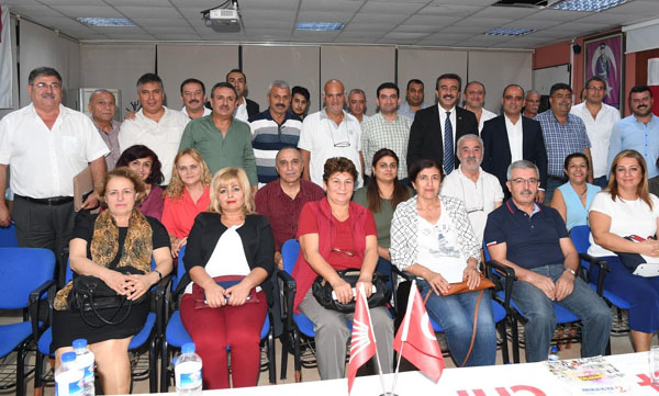 Çetin, mahalle temsilcileriyle buluştu