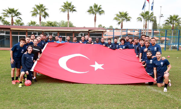 Adana Demirspor’da 29 Ekim coşkusu 