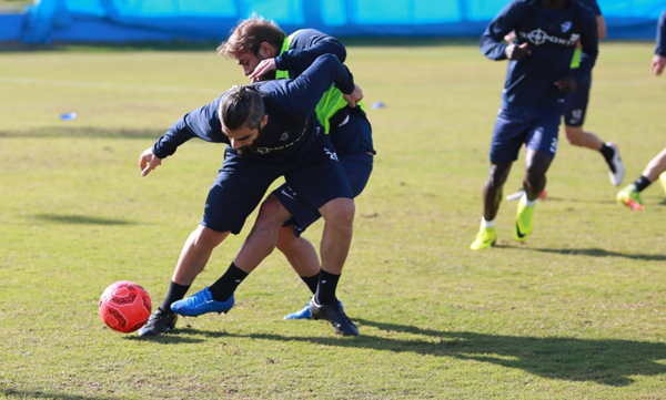 Adana Demirspor çalışmalara başladı