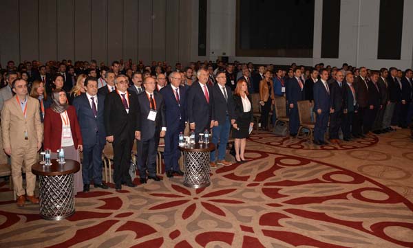 Eczacılar Adana’da Buluştu