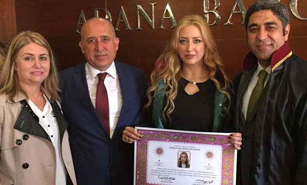 Merve Aladağ’ın cübbe giyme sevinci