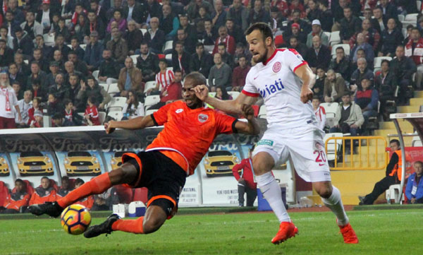 Adanaspor'un galibiyet hasreti 7 maça çıktı