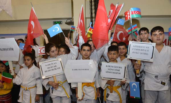 Adana’da judo kardeşliği