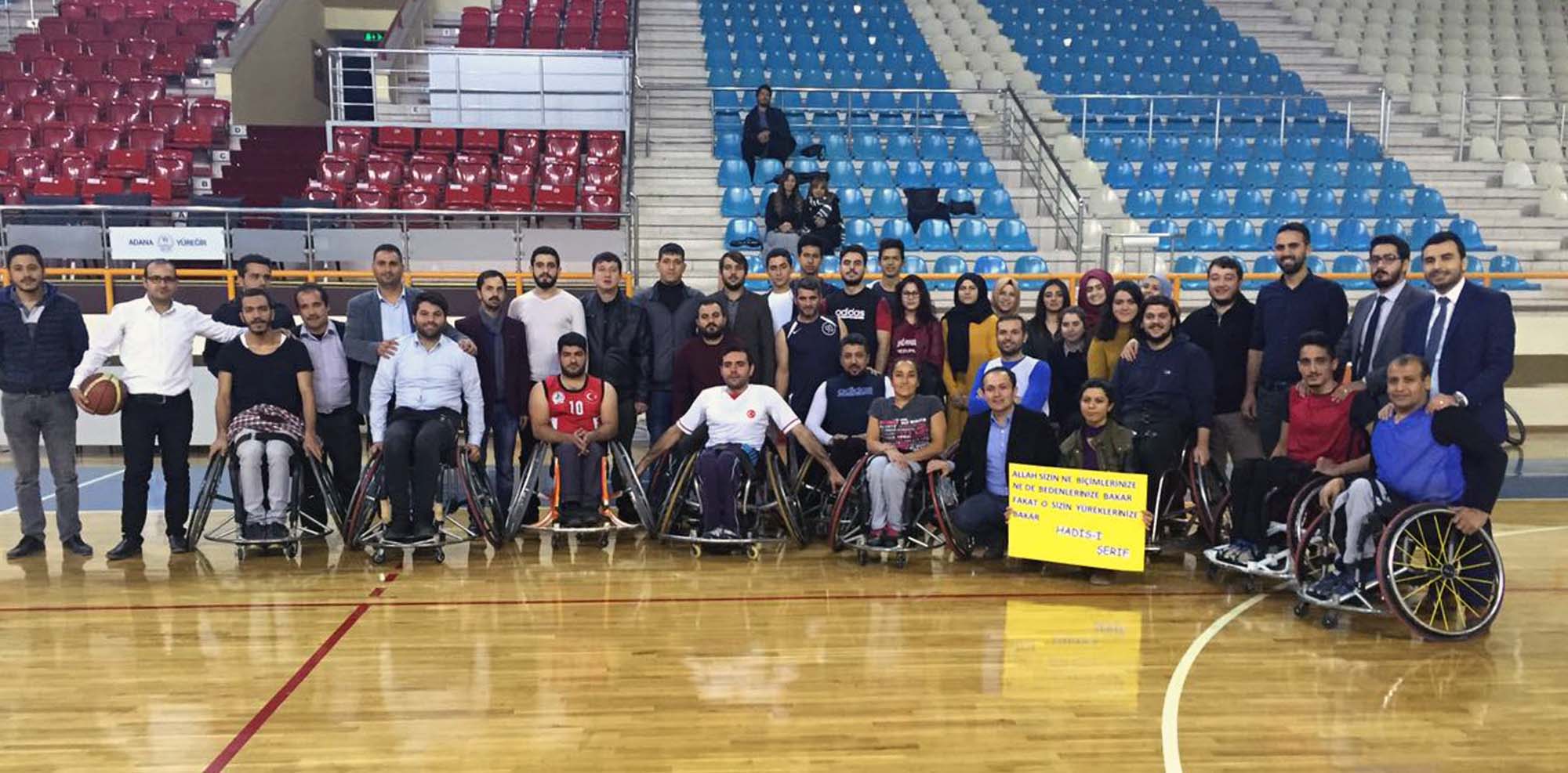 AK Partili Gençler Engellilerle Maç Yaptı