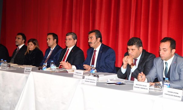 Çetin, ''Camiyi Müslüman olduğum için yaptırıyorum''