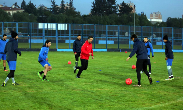 Adana Demirspor'da hazırlıklar sürüyor