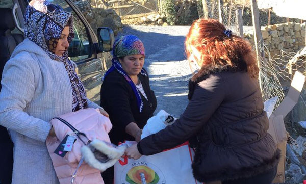 Adana Büyükşehir, Aladağ’a yardım köprüsü kurdu
