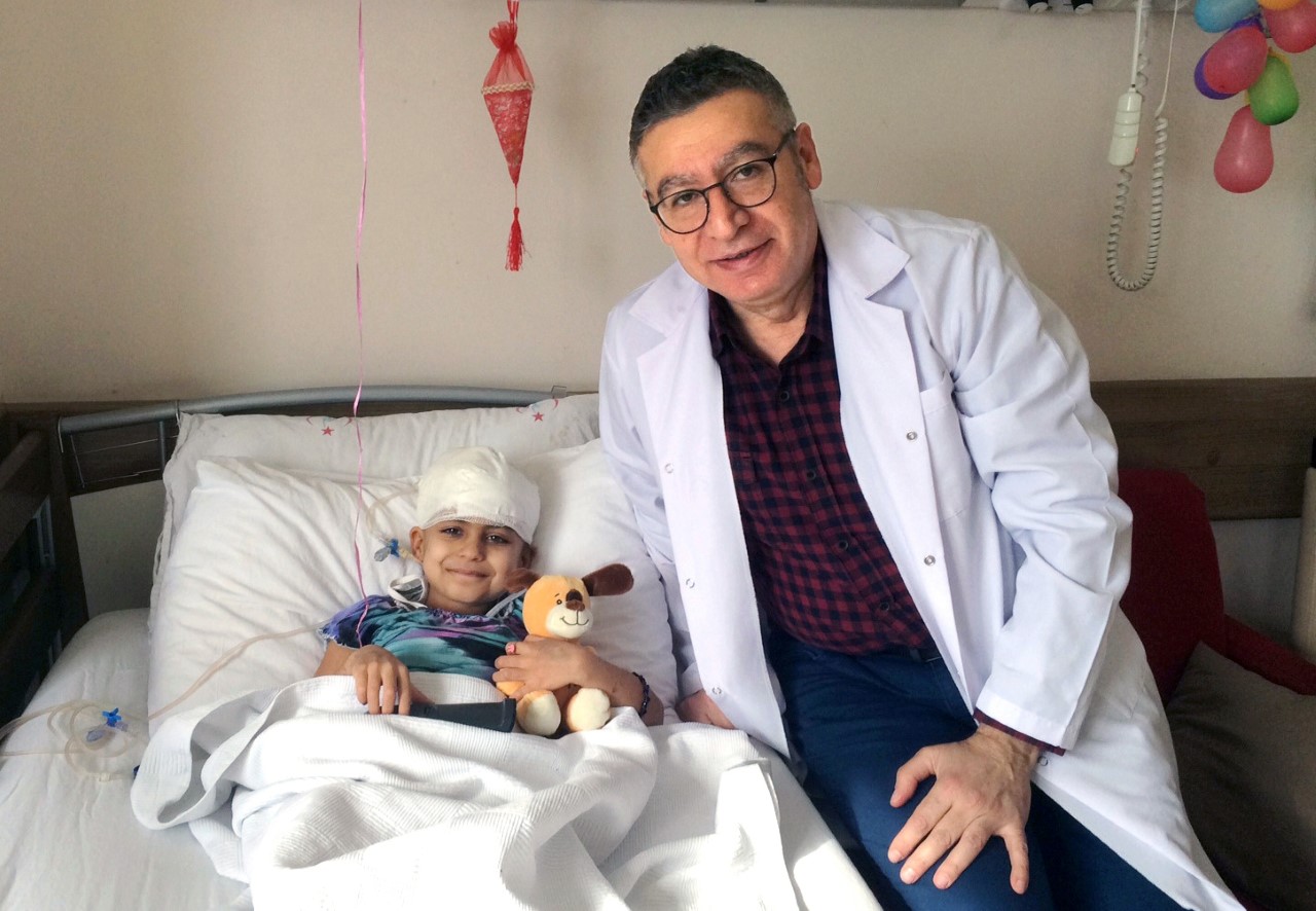 Yeni Yılın İlk Hediyesi Hasta Çocuklara 