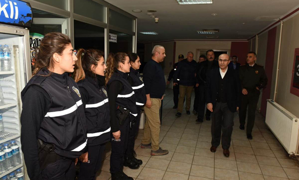 Vali Demirtaş’tan Güvenlik Güçlerine “Yeni Yıl” Ziyareti