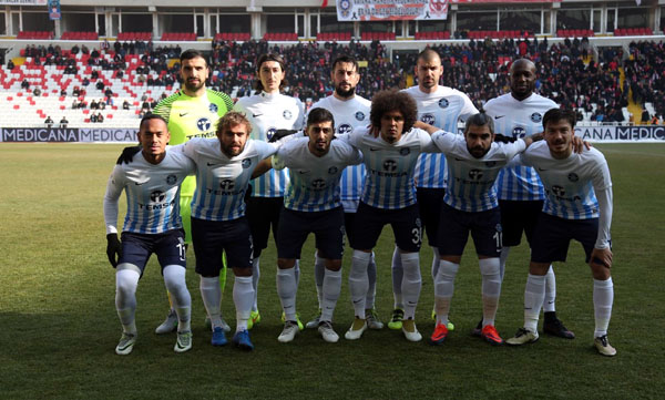 Adana Demirspor da yılbaşı izni bitti