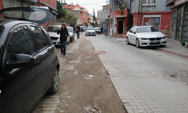 Karafatma Caddesi Sözlü’ye kırgın