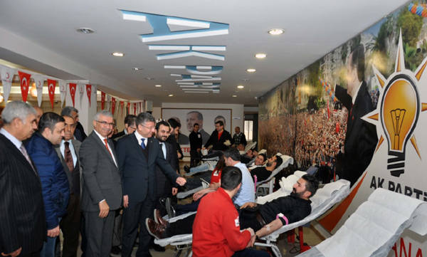 AK Parti'den Kan Bağışı Kampanyası