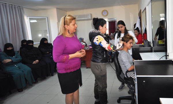 Suriyeli kadınlara meslek kursu