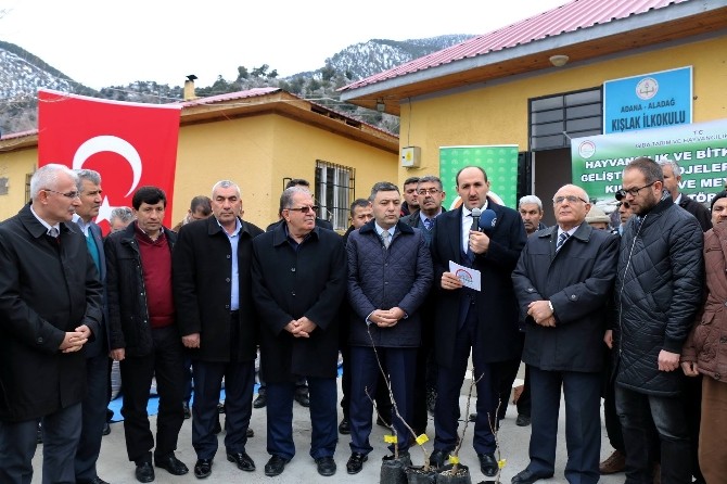 Aladağ’da kıl keçisi, ceviz ve elma fidanı dağıtıldı
