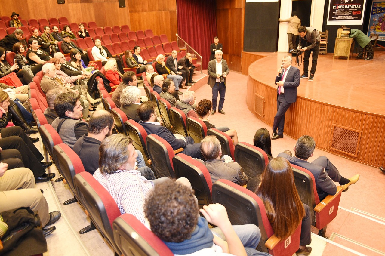 Seyhan Belediyesi Şehir Tiyatrosu 20. Yılını Kutladı