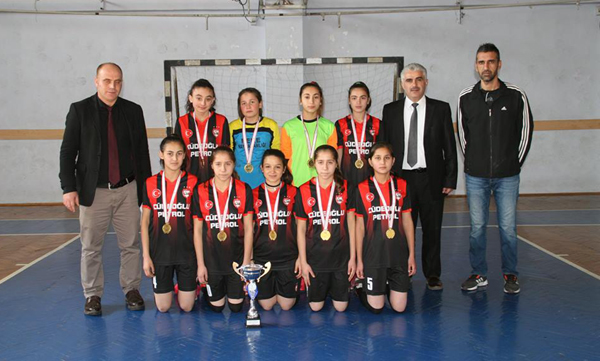 Baytok Ortaokulu Feke’nin gururu