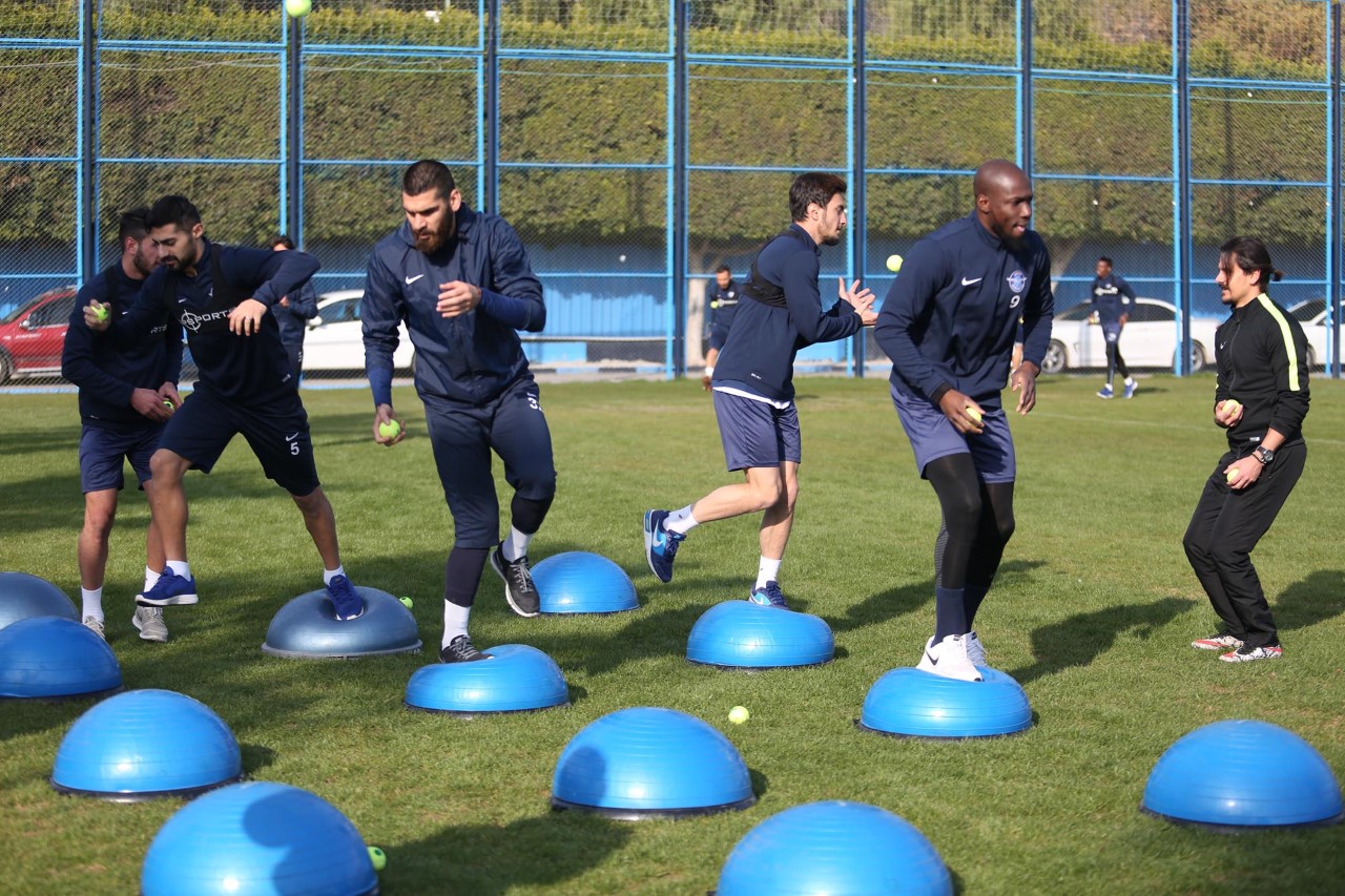 Şimşek, 3 puan peşinde