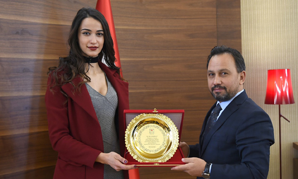 Avrasya Güzeli Sarıçam’dan