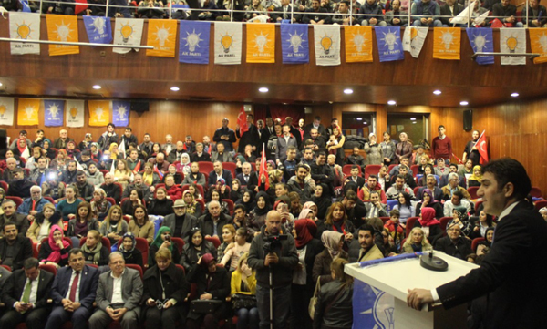 Yeşiltaş: “Yeni anayasa için EVET !