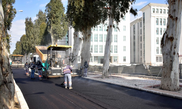 Kış ortasında sıcak asfalt