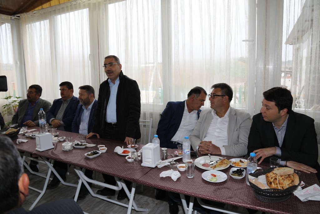 Çelikcan, ''Siyasi istikrar için (EVET) diyoruz''