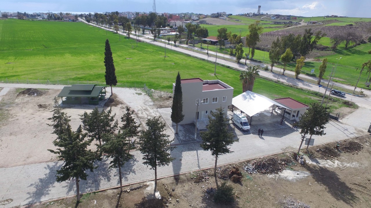 Büyükşehir’den Karataş’a mezarlık kompleksi