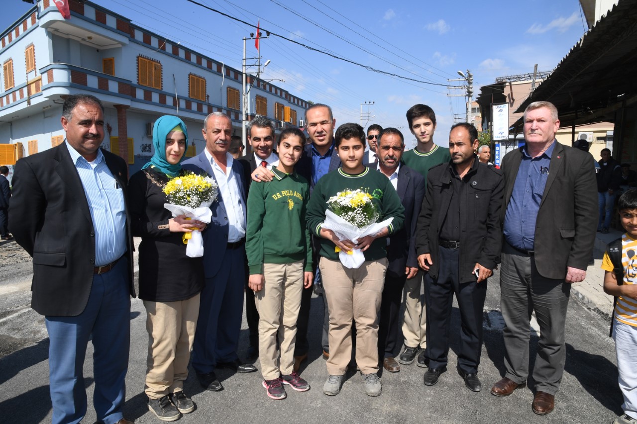 Sözlü Küçükdikili’de vatandaşla buluştu