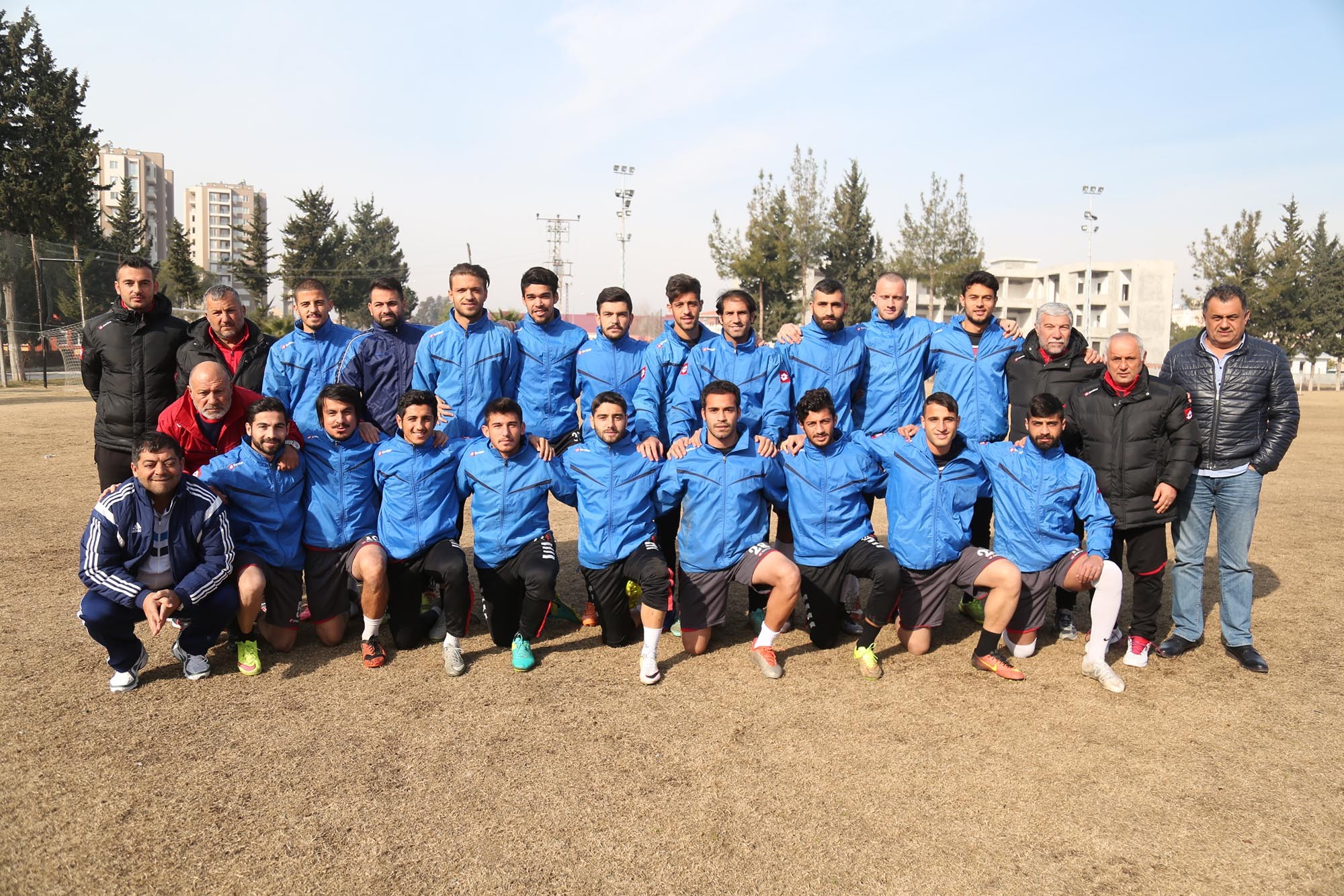 Büyükşehir Belediyespor'da futbolcular kazan kaldırdı