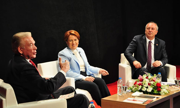 Halk Arenası’nda salon doldu taştı