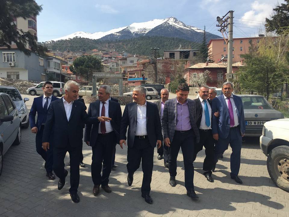 Adana'da referandum çalışmalarında önemli mesajlar verildi