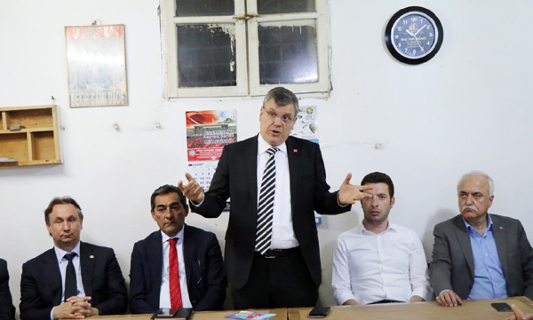 Barut’tan ‘Cumhuriyete sahip çıkma’ çağrısı