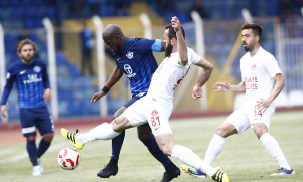 Gol düellosunda kazanan olmadı