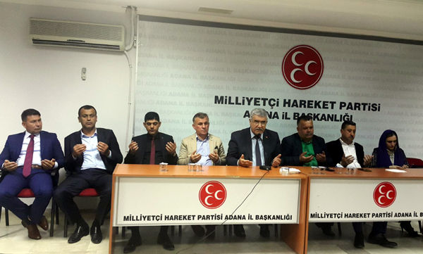 Dualar Türkeş için!