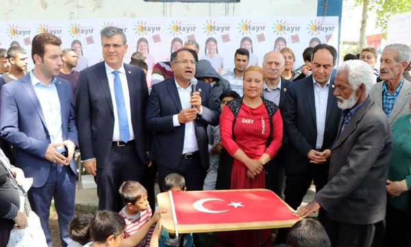 Romanlar da 'HAYIR' diyor