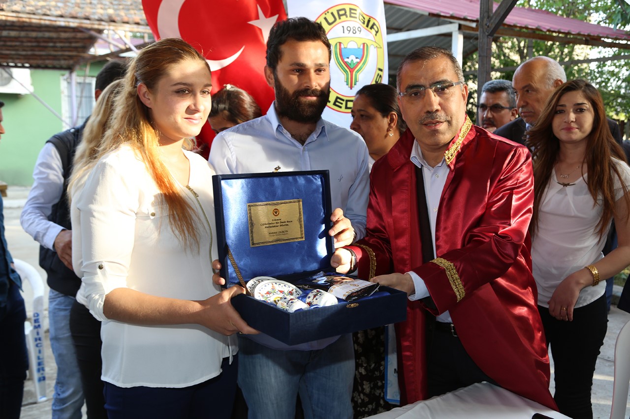 Hem nikahta hem de referandumda ''Evet''