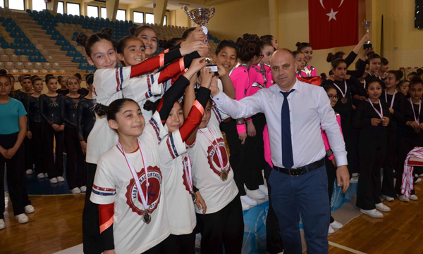 Step-Aerobik Cimnastik İl Birinciliği Tamamlandı