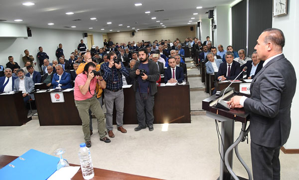 Sözlü: “Adana halkının parası Adana halkının hizmetinde”