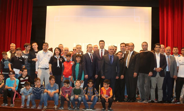 Uyuşturucuyla eğlenmek hayatla kumar oynamak gibi