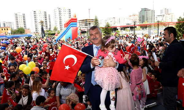 Seyhan Belediyesi'nde 23 Nisan Şenliği