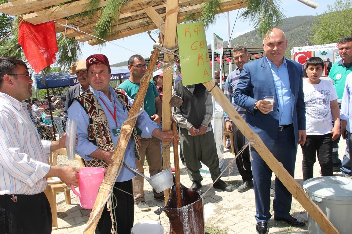 Karaisalı’da Sofudede ve Şehitleri Anma Etkinliği