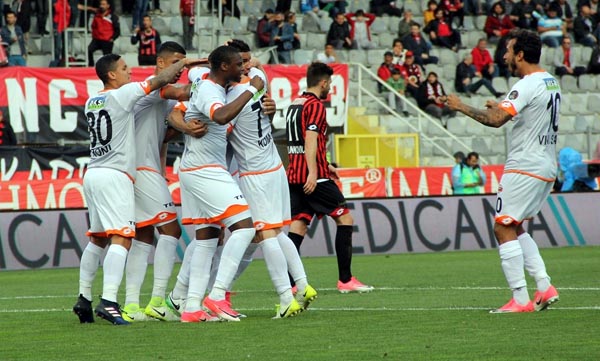 Adanaspor’da 3 puan sevinci