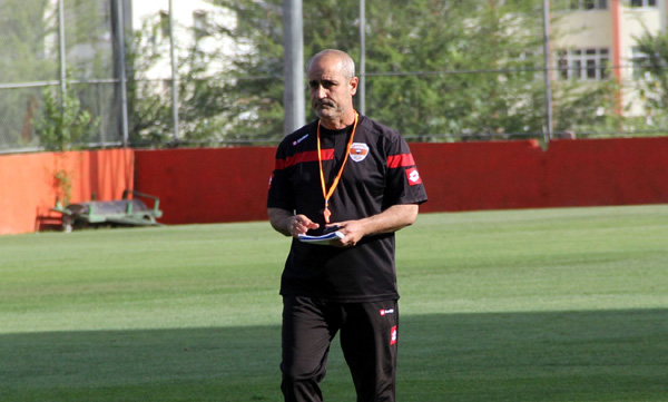Arın’dan taraftara birliktelik çağrısı