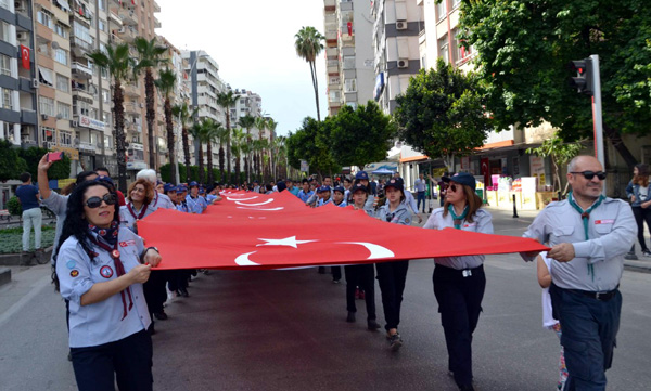 19 Mayıs törenlerle kutlandı