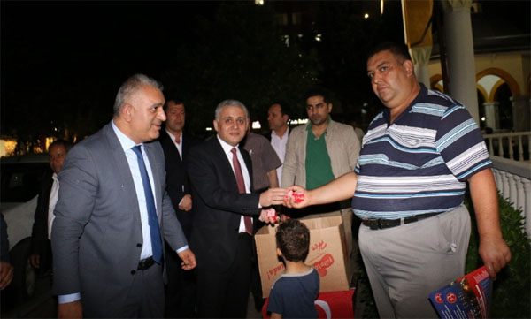 Çukurova’da MHP-vatandaş dayanışması