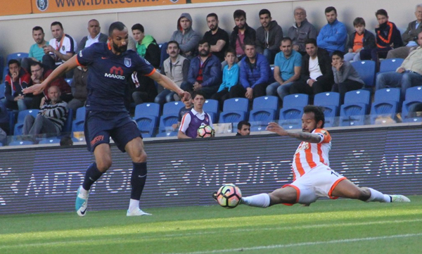 Adanaspor uzatmalarda yenildi