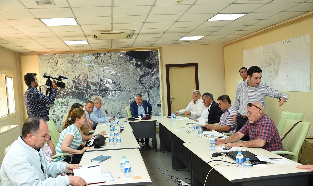 Karalar’ın Muhtarlarla Beyin Fırtınası
