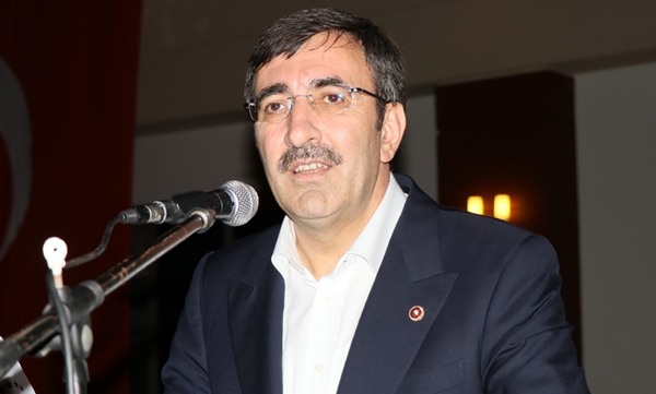 Cevdet Yılmaz, ''Zor bir dönemden geçiyoruz''
