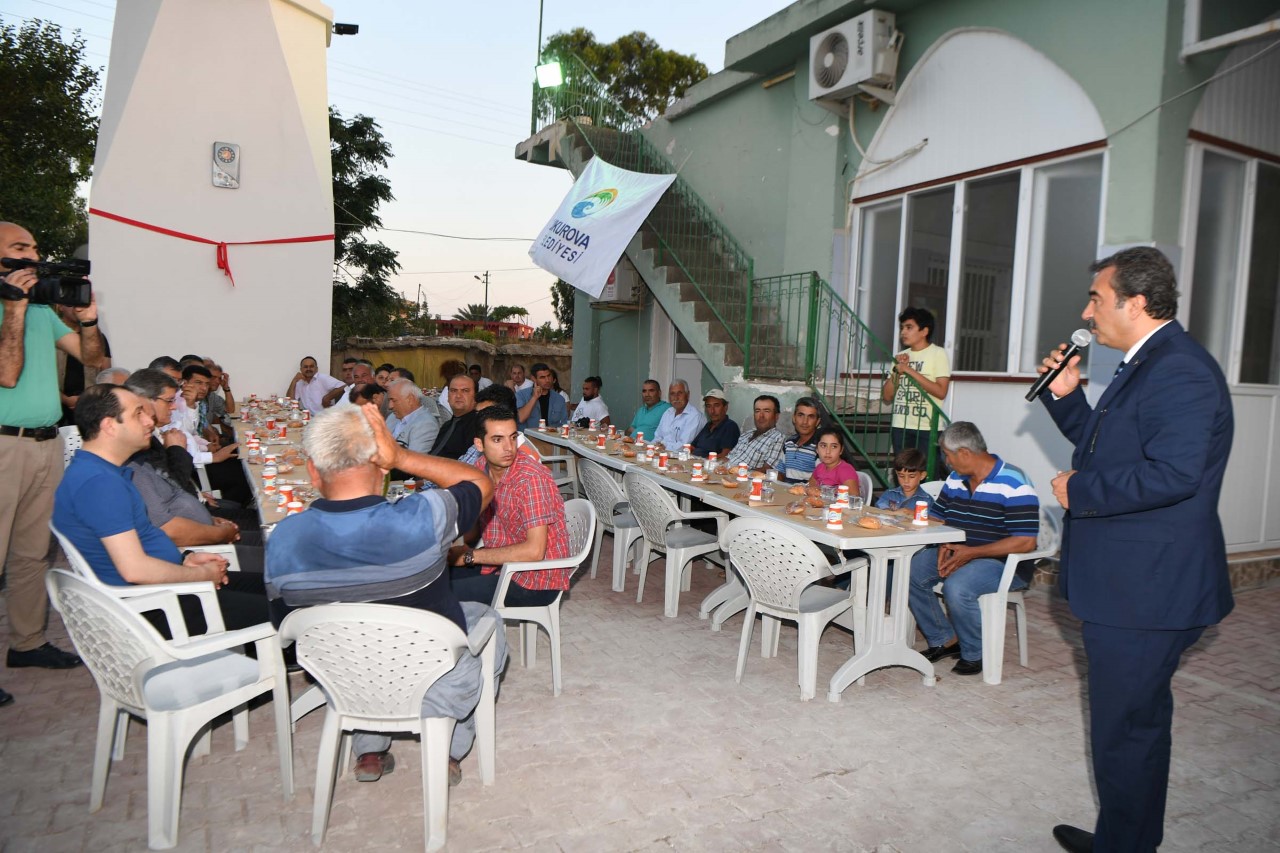 SONER ÇETİN YAPIMINI ÜSTLENDİĞİ CAMİYİ AÇTI